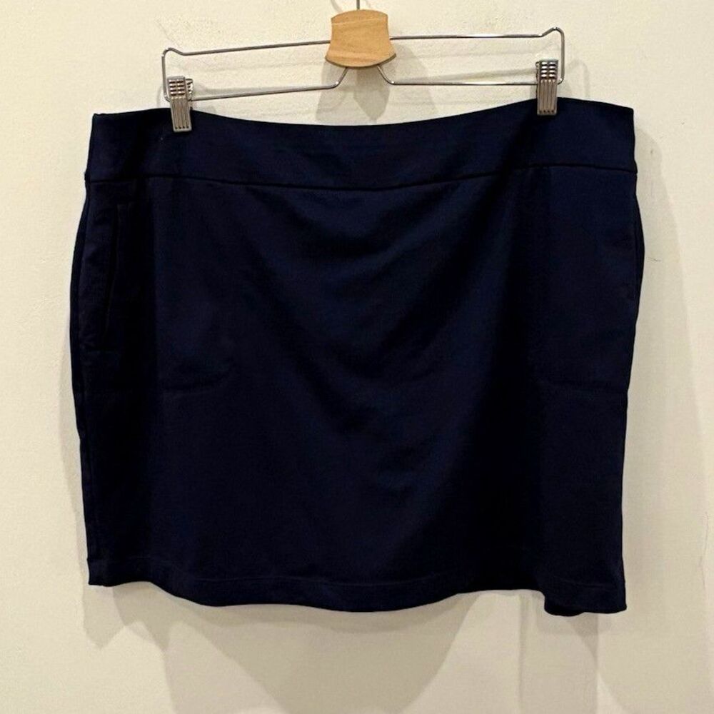 Zenergy by Chico's Women's Navy Golf Skort Size 3 Stretch Pull-On Athletic